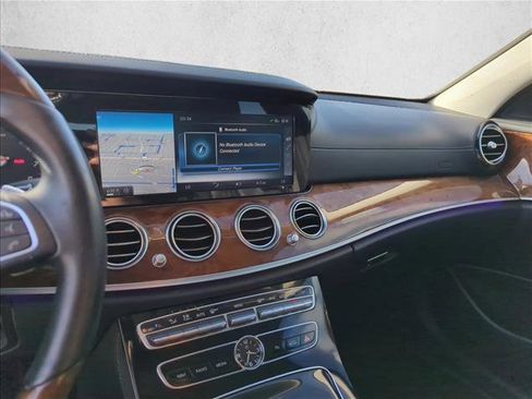 Used 2017 Mercedes-Benz E 300 image 12