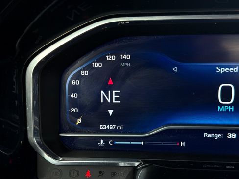 Used 2023 Chevrolet Silverado 1500 LT image 38