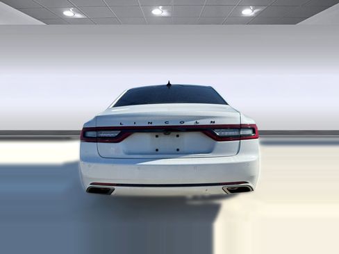 Used 2020 Lincoln Continental w/ Premium Package image 9