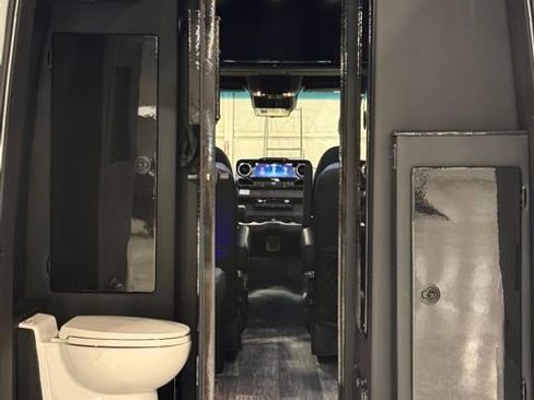 New 2025 Mercedes-Benz Sprinter 2500 image 10