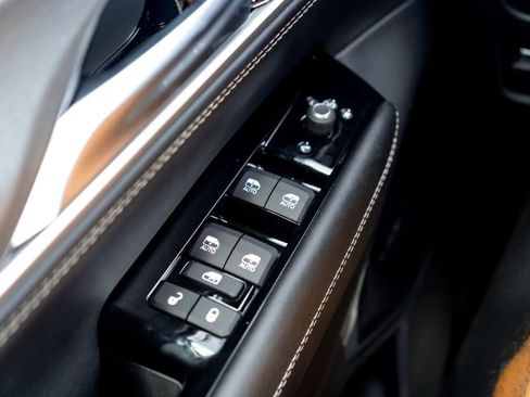 New 2026 Jeep Grand Wagoneer L Limited AWD/4WD image 20