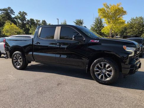 Used 2024 Chevrolet Silverado 1500 RST w/ Convenience Package II AWD/4WD image 2