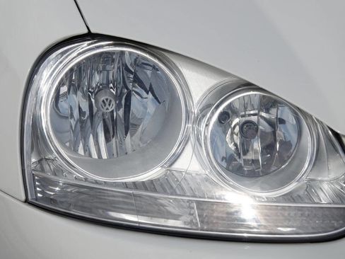 Used 2010 Volkswagen Jetta Limited Edition FWD image 44