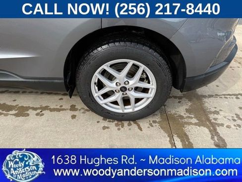 Used 2024 Ford Edge SEL w/ Convenience Package AWD/4WD image 4