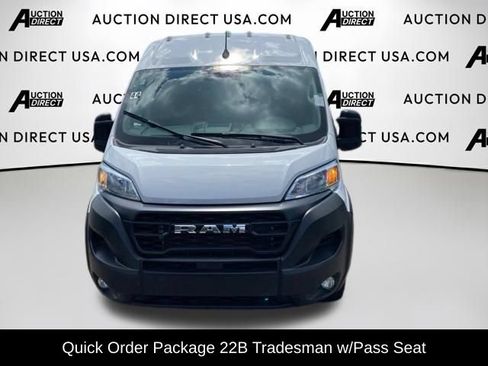 Used 2025 RAM ProMaster 3500 w/ Convenience Group FWD image 2
