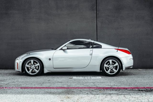 Used 2008 Nissan 350Z Touring w/ Cargo Convenience Pkg RWD image 43