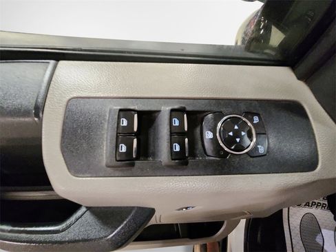 Used 2017 Ford F250 XL w/ Power Equipment Group image 23