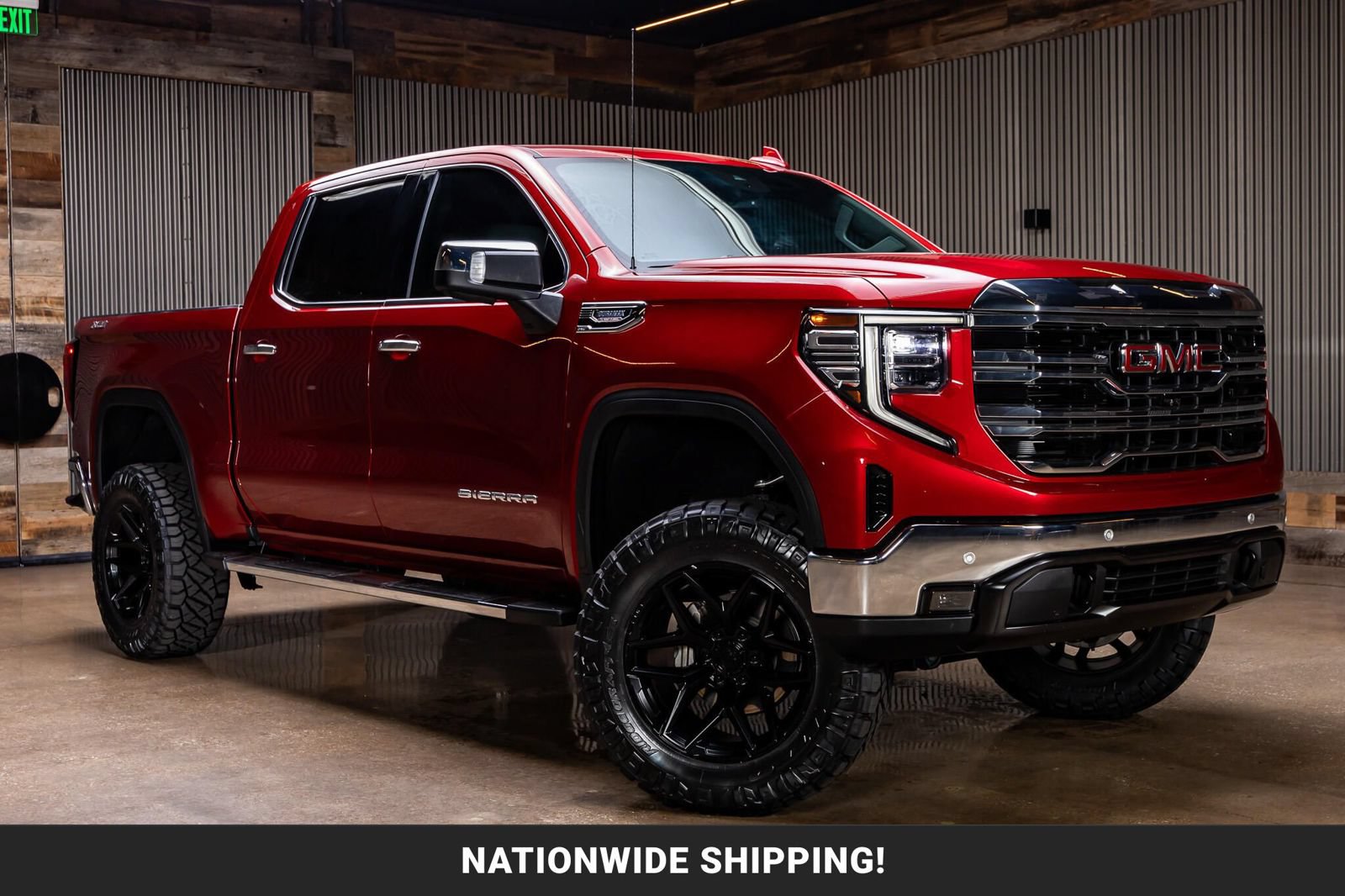 Used 2022 GMC Sierra 1500 SLT w/ SLT Premium Plus Package AWD/4WD image 1