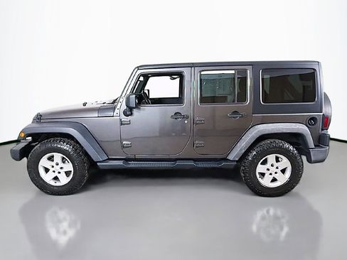 Used 2018 Jeep Wrangler Unlimited Sport S AWD/4WD image 8