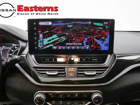Used 2023 Nissan Altima 2.5 SR w/ SR Premium Package FWD image 12