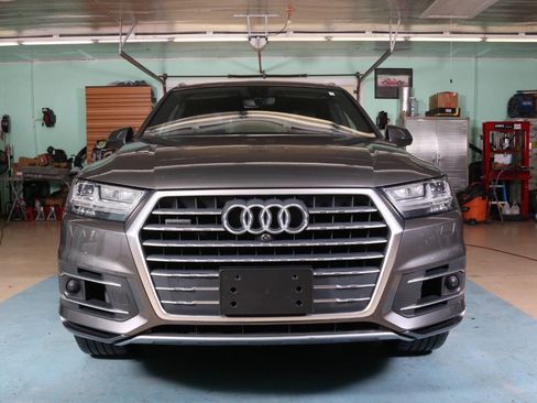 Used 2018 Audi Q7 3.0T Prestige w/ Prestige Package image 5