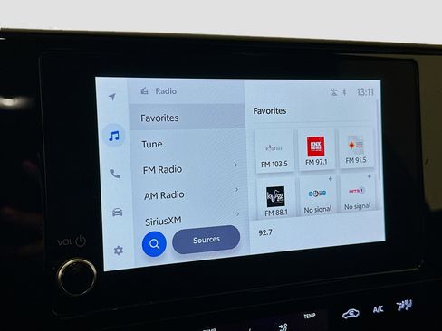 Used 2024 Subaru Solterra Premium image 21