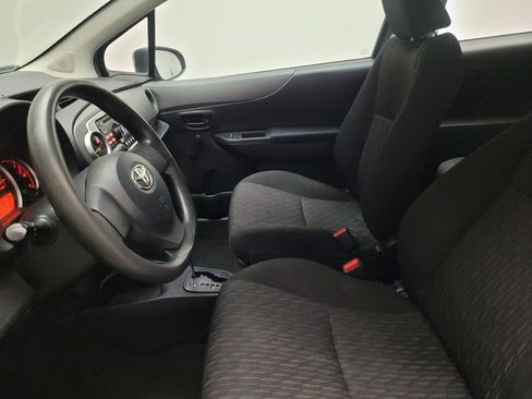 Used 2014 Toyota Yaris L FWD image 17