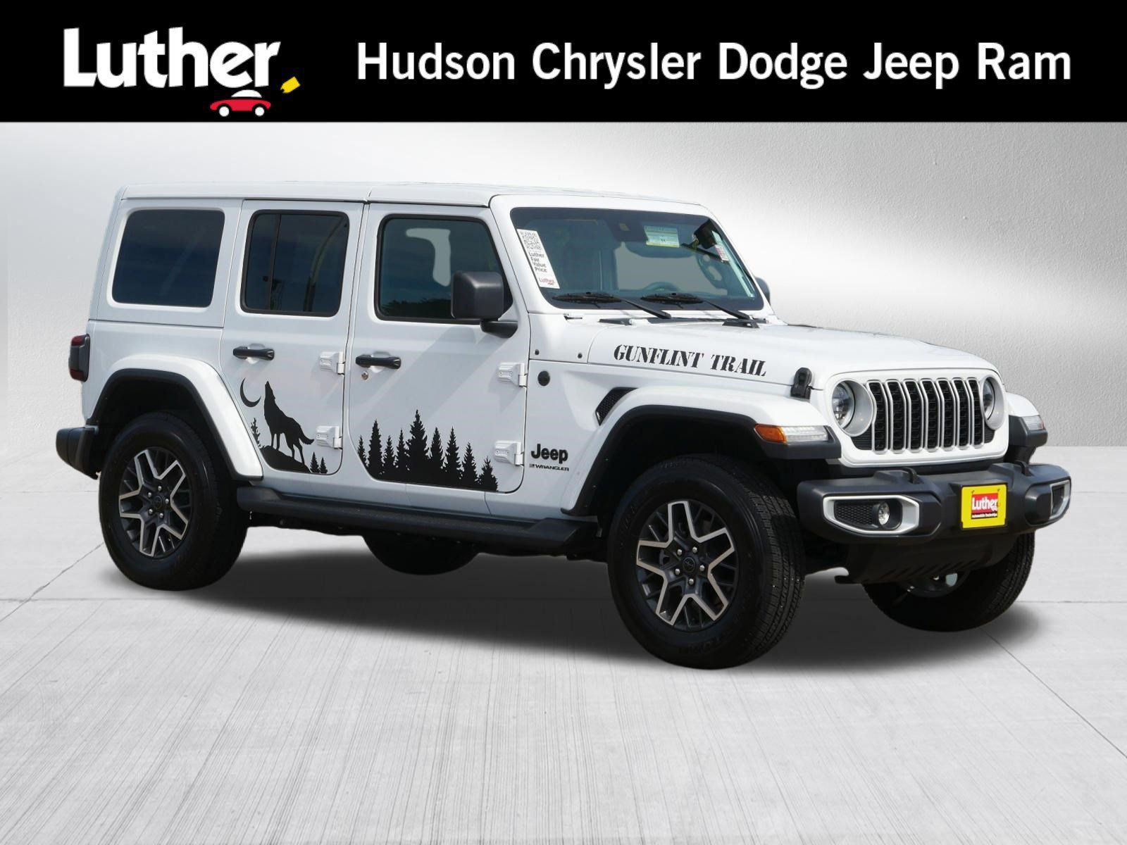 Used 2025 Jeep Wrangler Unlimited Sahara w/ Safety Group AWD/4WD image 1