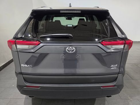 Used 2025 Toyota RAV4 XLE AWD/4WD image 4