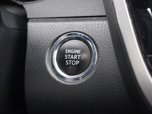 Used 2022 Toyota Camry XSE image 44