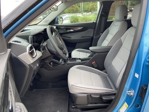 Used 2026 Chevrolet TrailBlazer LT FWD image 34