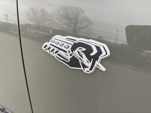 New 2026 RAM 1500 4x4 Crew Cab image 13