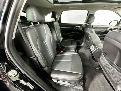 Used 2022 Kia Sorento SX image 30