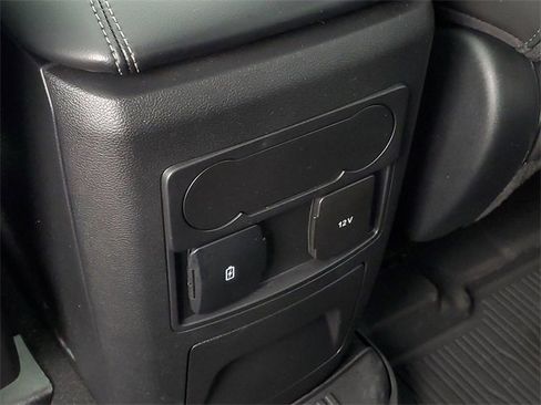 Certified 2024 Ford Explorer XLT w/ Equipment Group 202A image 30