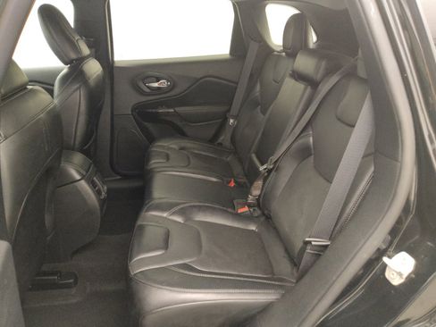 Used 2023 Jeep Cherokee Altitude Lux w/ Lux Elite Package AWD/4WD image 18