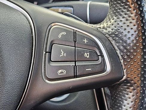 Certified 2018 Mercedes-Benz C 300 Sedan image 11