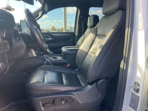 Used 2023 Chevrolet Tahoe RST image 13