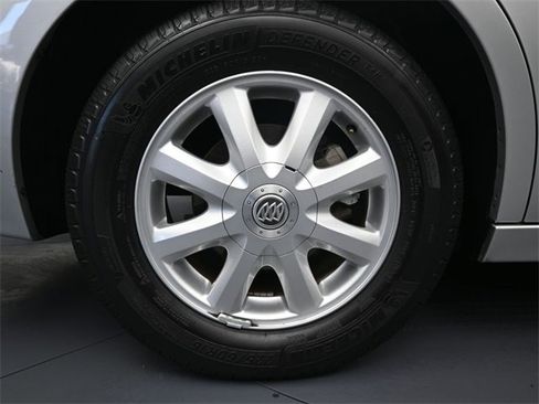 Used 2005 Buick LaCrosse CXL w/ Gold Convenience Package image 9