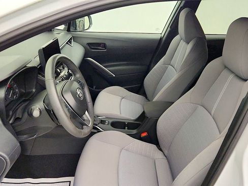 Used 2023 Toyota Corolla Cross AWD Hybrid image 12
