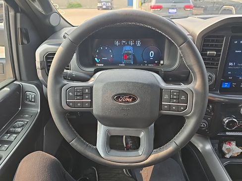 Used 2025 Ford F150 Lariat AWD/4WD image 20