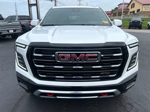 Used 2025 GMC Yukon AT4 w/ AT4 Premium Plus Package AWD/4WD image 2