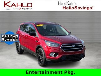 Used 2019 Ford Escape SE image 1