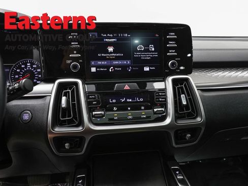 Used 2021 Kia Sorento S w/ Panoramic Sunroof Package AWD/4WD image 12