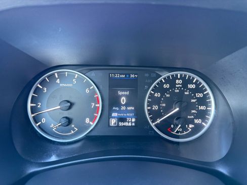 Used 2024 Nissan Sentra S image 16