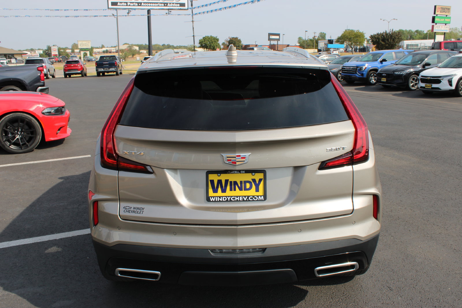 Used 2025 Cadillac XT4 Premium Luxury FWD image 7