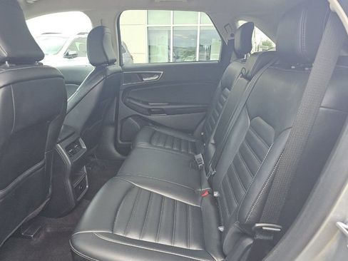 Used 2024 Ford Edge SEL AWD/4WD image 10