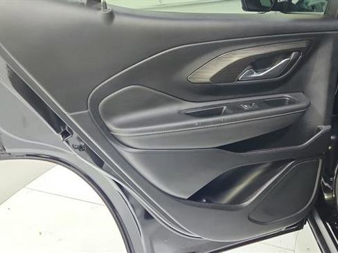 Used 2023 GMC Terrain SLE image 20