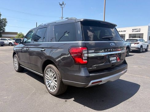 Used 2024 Ford Expedition Limited AWD/4WD image 5