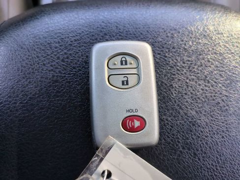 Used 2012 Toyota 4Runner Limited image 29