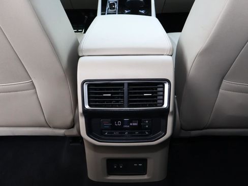 Used 2024 Volkswagen Atlas SEL Premium R-Line AWD/4WD image 13