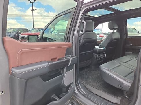 Used 2021 Ford F150 Lariat w/ Equipment Group 502A High image 13