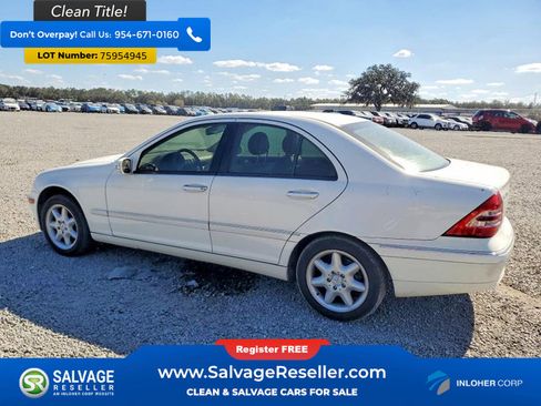 Used 2003 Mercedes-Benz C 240 Sedan image 3
