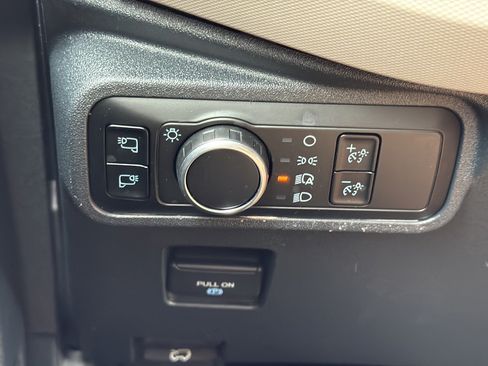 Used 2024 Ford Bronco Wildtrak AWD/4WD image 28