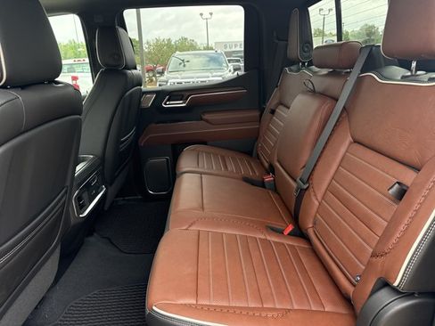 New 2026 GMC Sierra 1500 Denali Ultimate AWD/4WD image 6