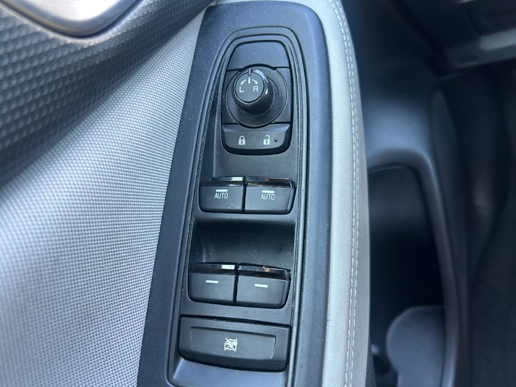 Used 2023 Subaru Forester Premium AWD/4WD image 24