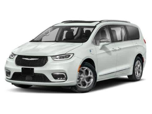 Used 2022 Chrysler Pacifica Touring-L image 1