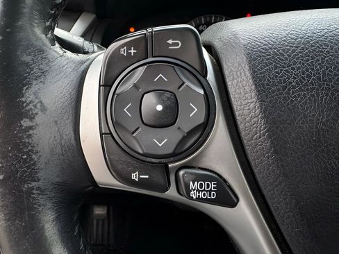 Used 2014 Toyota Camry SE FWD image 23