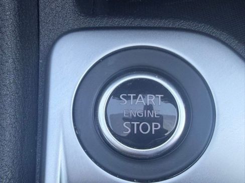 Used 2025 Nissan Sentra SV w/ All-Weather Package image 17