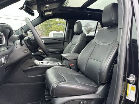 Used 2022 Ford Explorer ST w/ Equipment Group 401A image 15