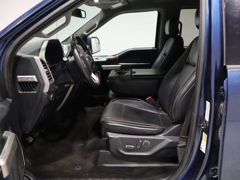 Used 2017 Ford F150 Lariat image 12
